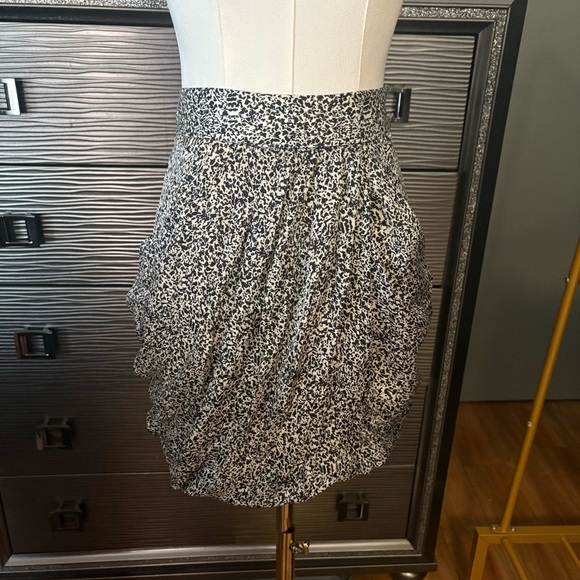 Club Monaco 100% Silk Elegant Black and White Skirt - Picture 1 of 4